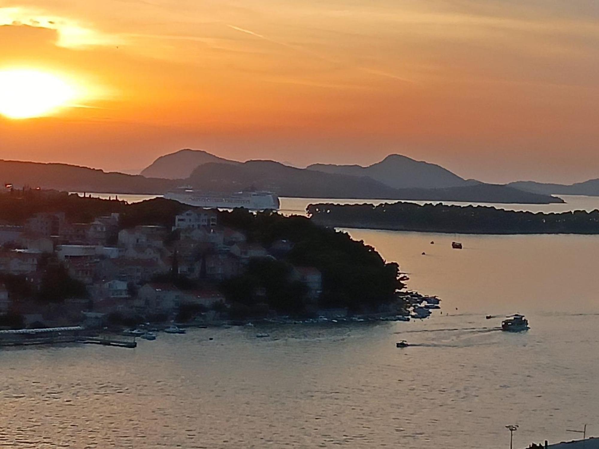 Rooms Anela With Large Common Tarrace And Beautiful Sea View Dubrovník Exteriér fotografie